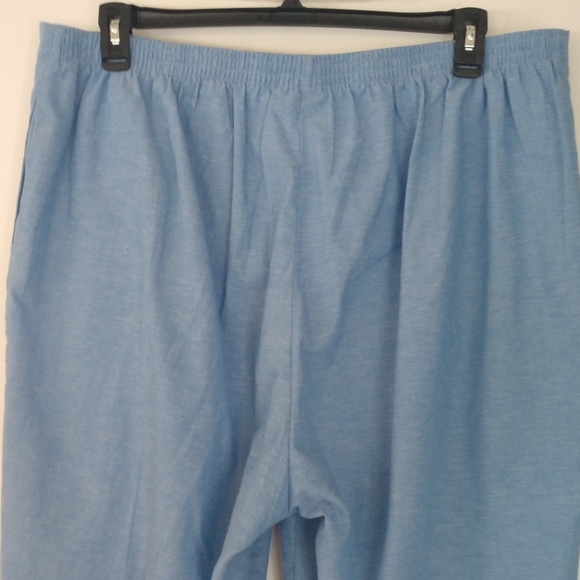 Alfred Dunner 20W Blue Cropped Pants - Picture 3 of 6